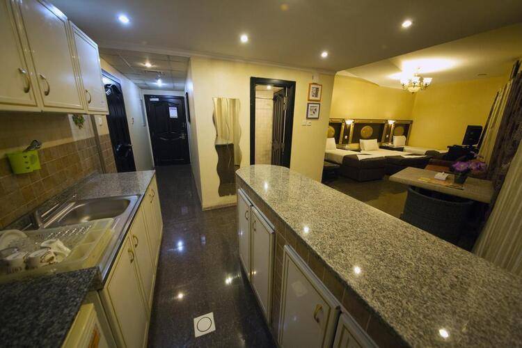 Hafez Hotel Apartment