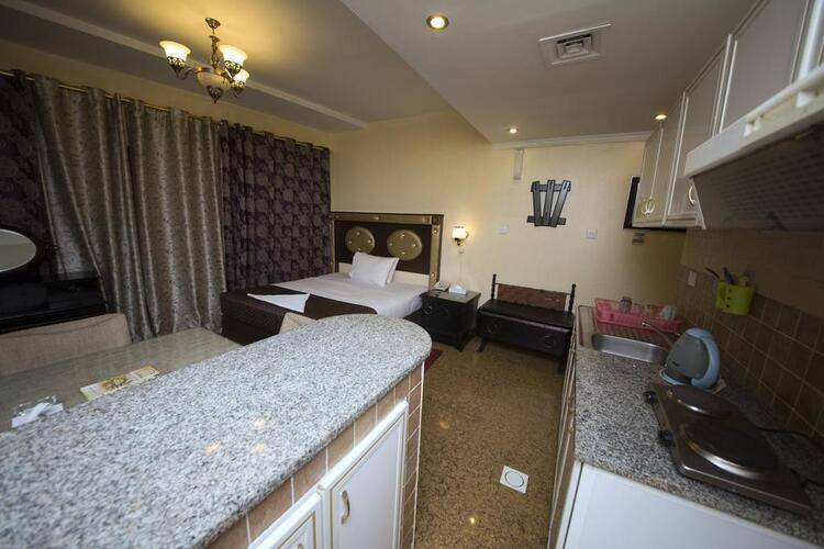 Hafez Hotel Apartment