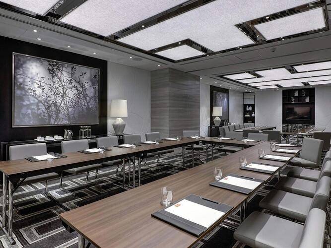 Pullman Dubai Downtown (Ex.Steigenberger Hotel Business Bay)