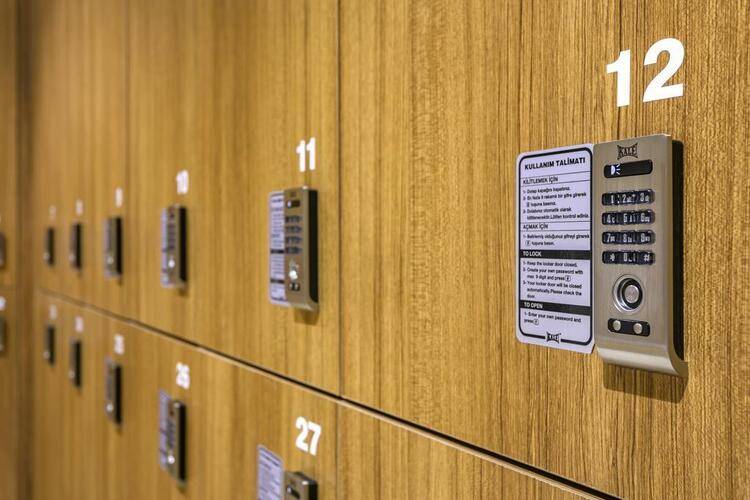 B Business Hotel & Spa