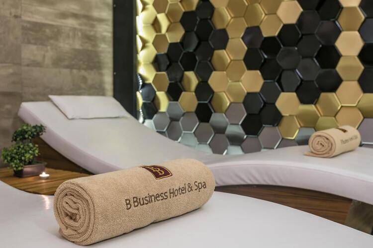 B Business Hotel & Spa