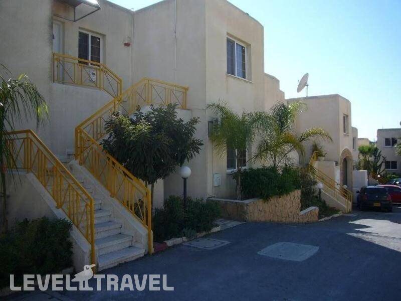 Фотография Santa Barbara Apartments