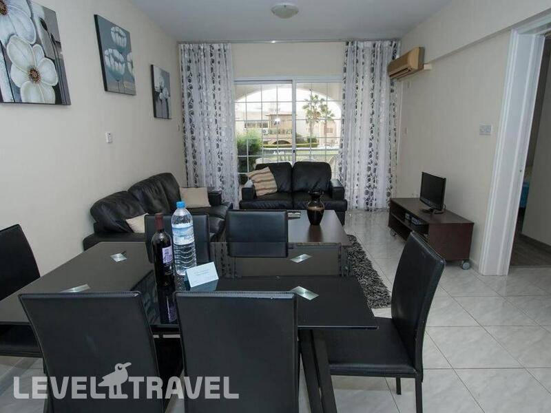 Фотография Santa Barbara Apartments