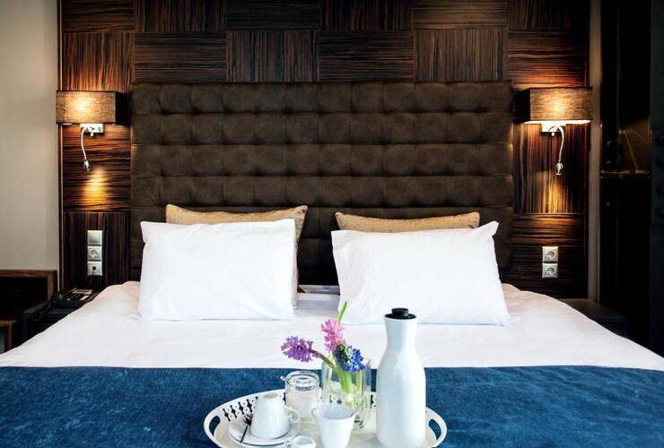 Diamond Suites