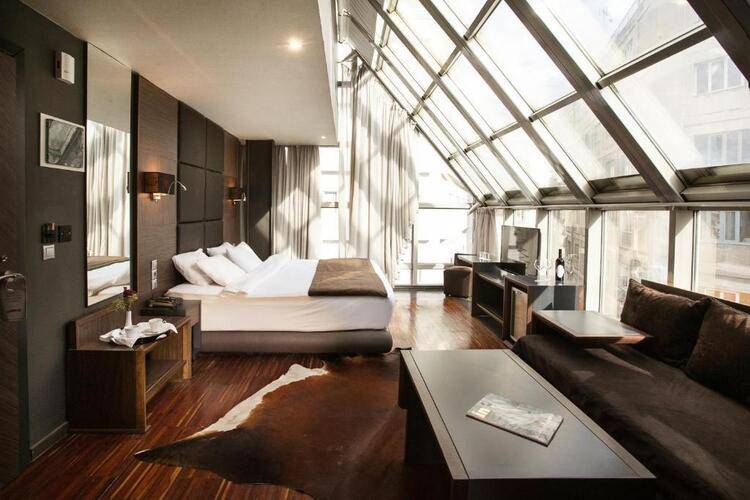Diamond Suites