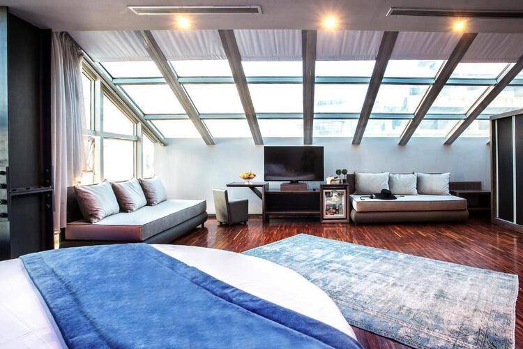 Diamond Suites