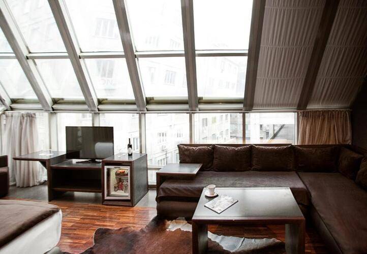 Diamond Suites