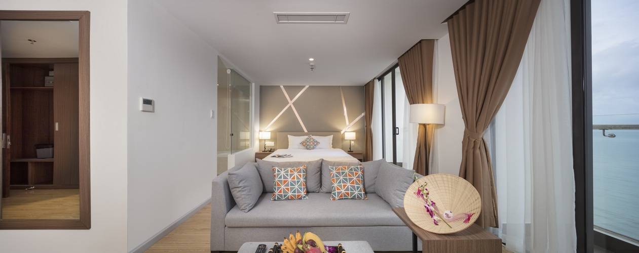 King Town Grand Hotel & Wedding Center