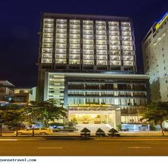 $item['hotel']['name']
