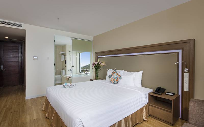 King Town Grand Hotel & Wedding Center