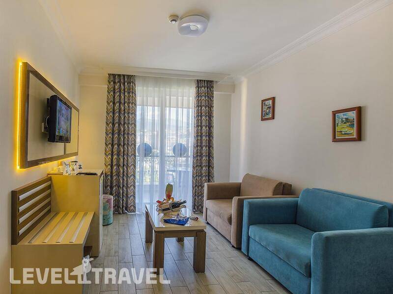 Фотография Club Big Blue Suite Hotel