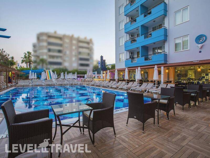 Фотография Club Big Blue Suite Hotel