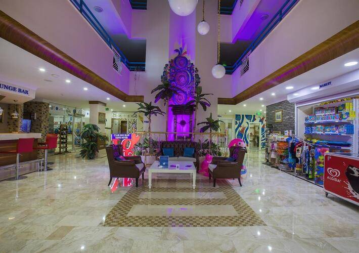 Club Big Blue Suite Hotel
