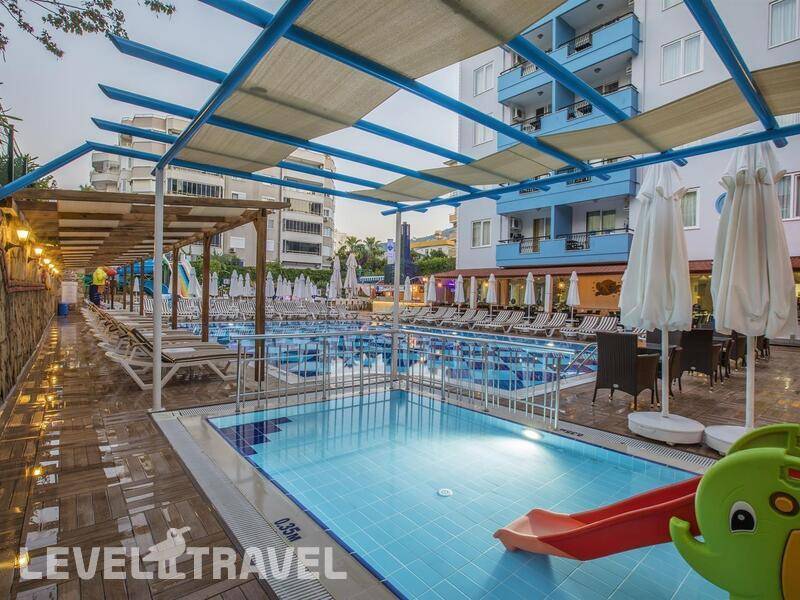 Фотография Club Big Blue Suite Hotel