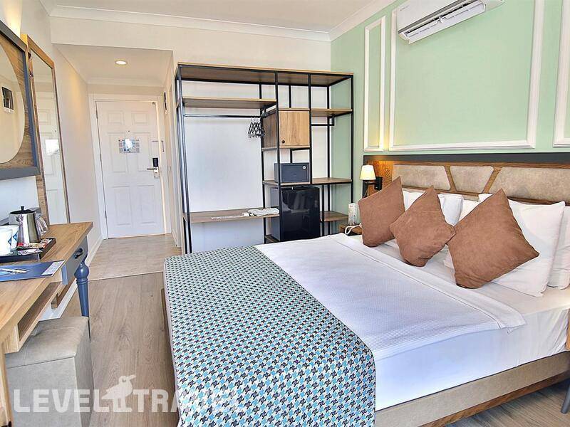 Фотография Club Big Blue Suite Hotel