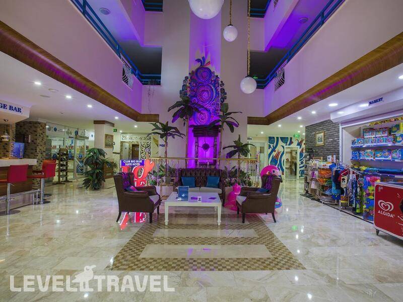 Фотография Club Big Blue Suite Hotel
