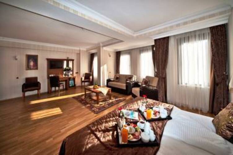The Byzantium Suites Hotel