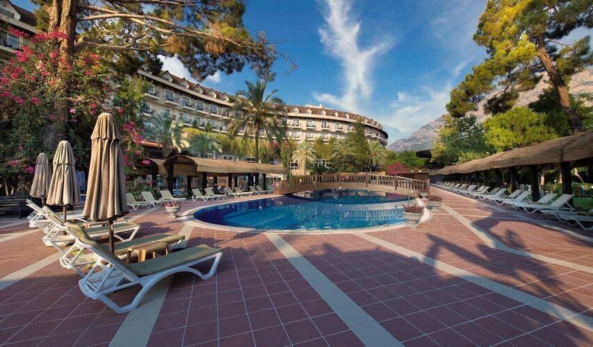 Seven Seas Gravel Hotels Select