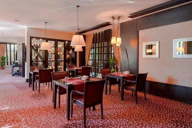 Seven Seas Gravel Hotels Select