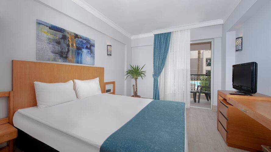 Seven Seas Gravel Hotels Select