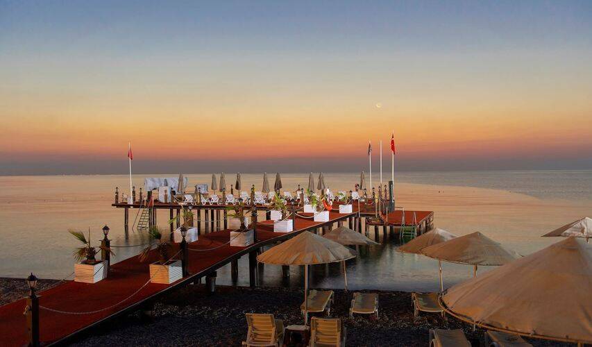 Seven Seas Gravel Hotels Select