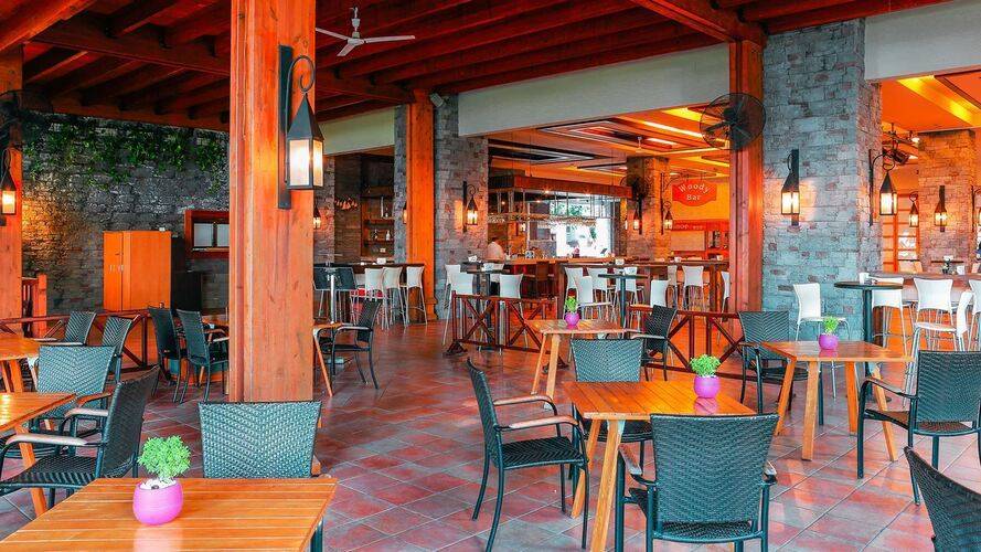 Seven Seas Gravel Hotels Select