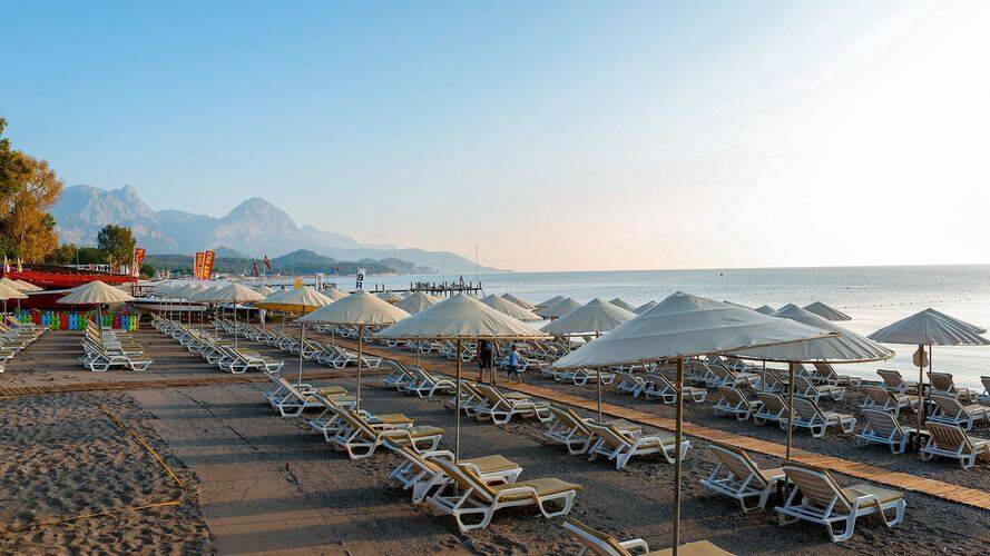 Seven Seas Gravel Hotels Select