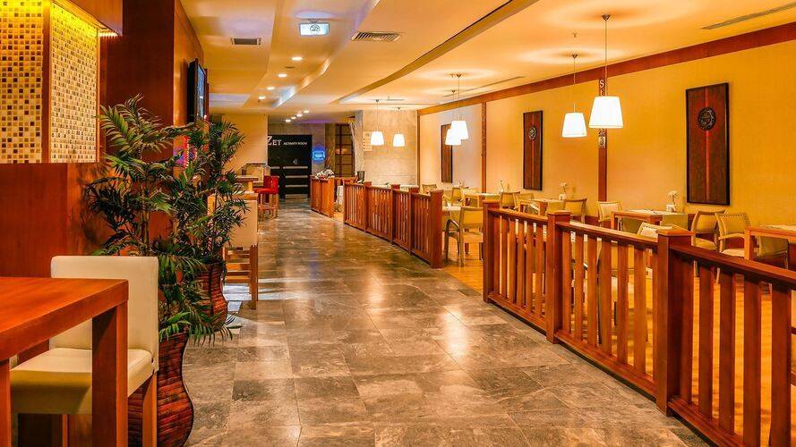 Seven Seas Gravel Hotels Select