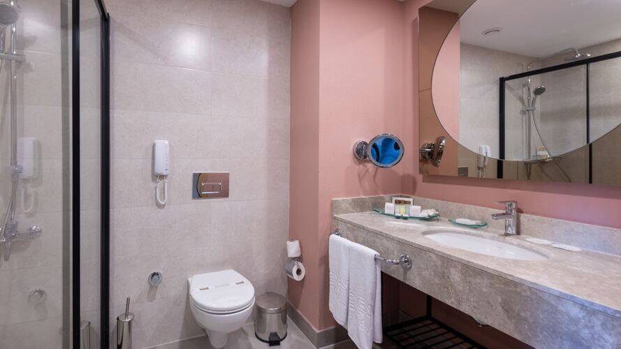 Seven Seas Gravel Hotels Select