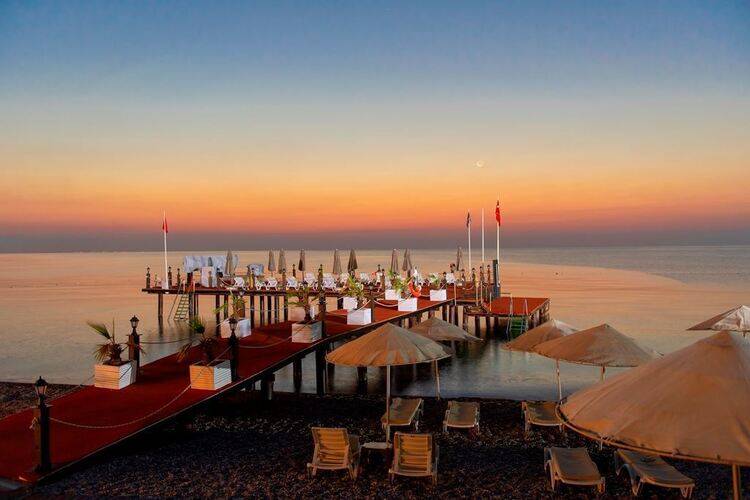 Seven Seas Gravel Hotels Select