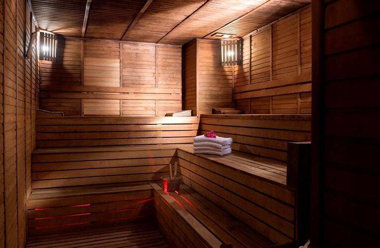 Seven Seas Gravel Hotels Select