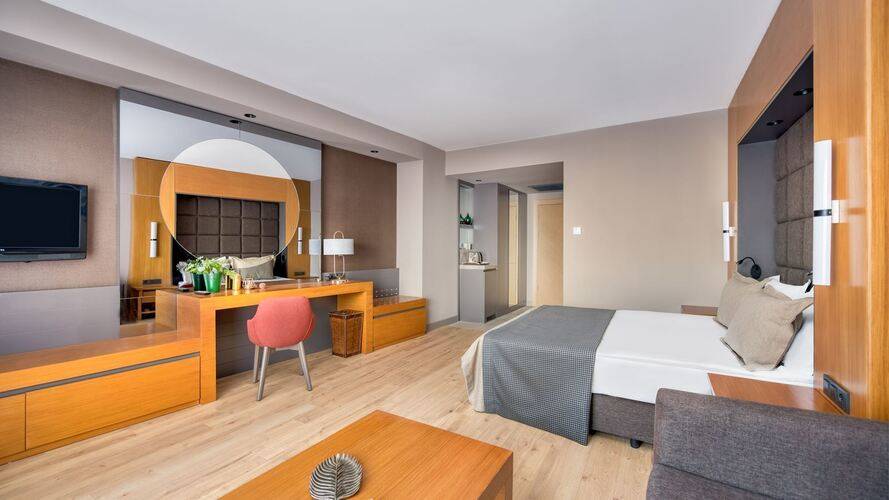 Seven Seas Gravel Hotels Select