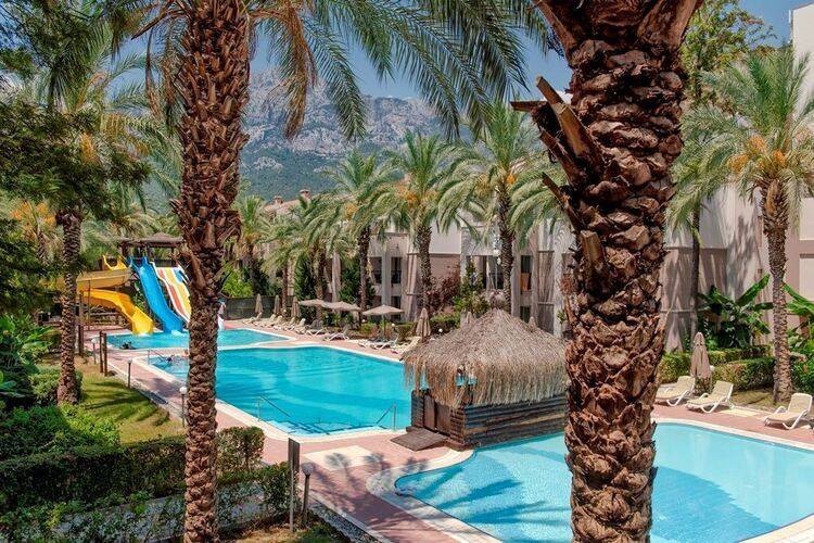 Seven Seas Gravel Hotels Select