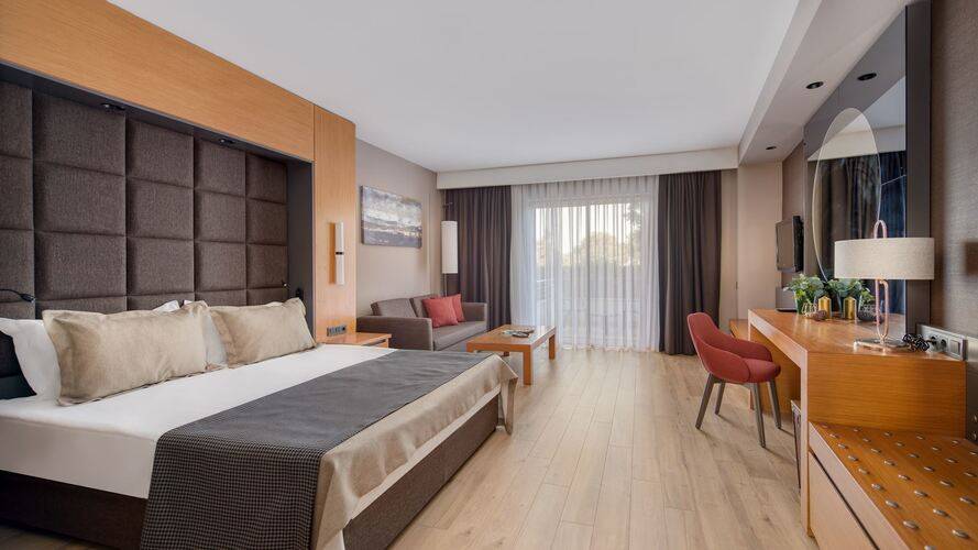 Seven Seas Gravel Hotels Select