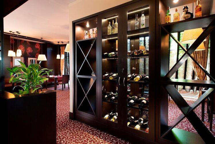 Seven Seas Gravel Hotels Select
