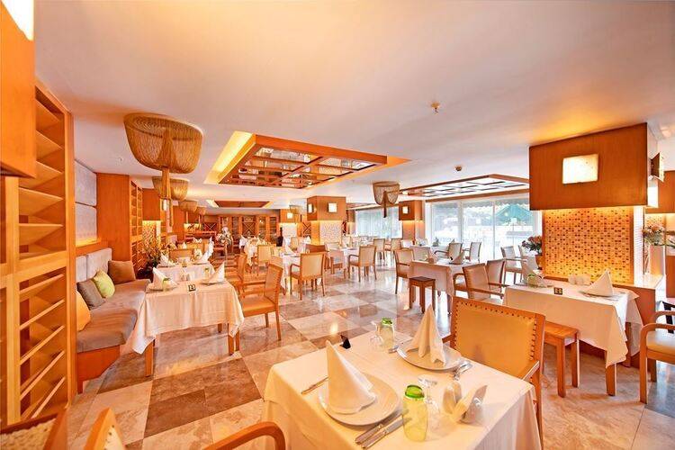 Seven Seas Gravel Hotels Select