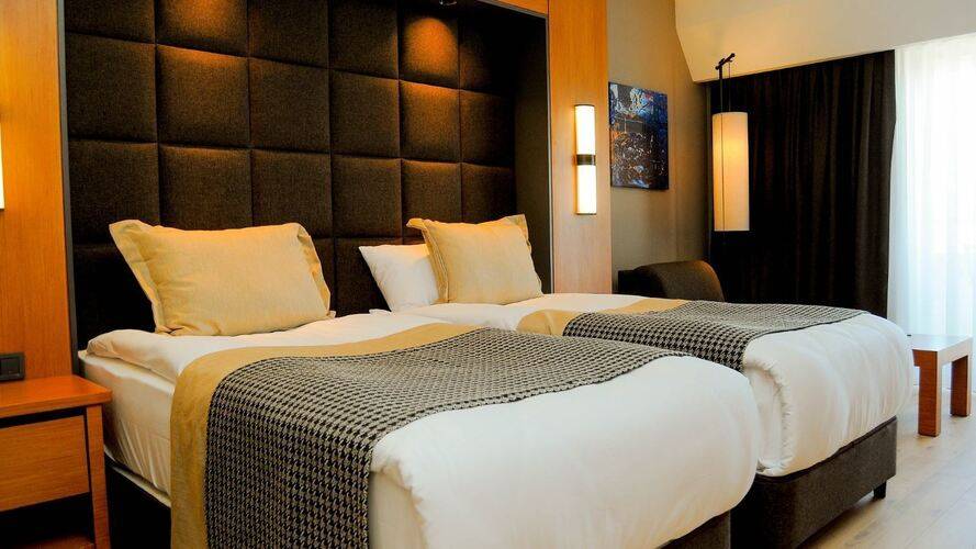 Seven Seas Gravel Hotels Select