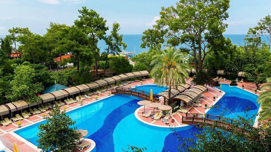Seven Seas Gravel Hotels Select