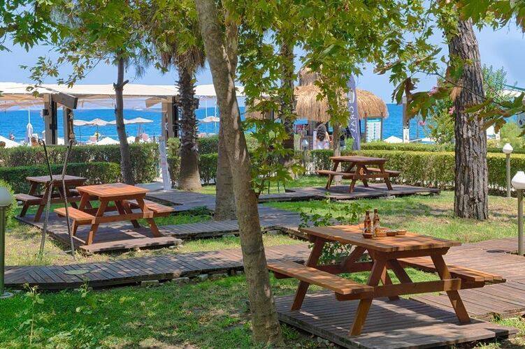 Seven Seas Gravel Hotels Select