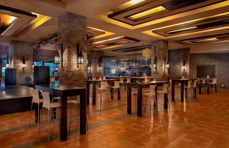 Seven Seas Gravel Hotels Select