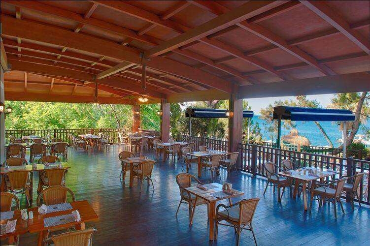 Seven Seas Gravel Hotels Select