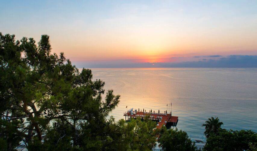 Seven Seas Gravel Hotels Select