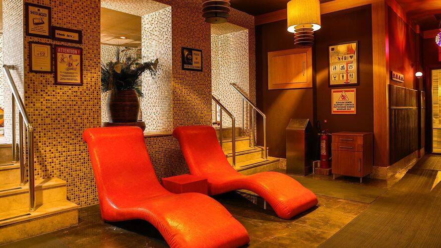 Seven Seas Gravel Hotels Select