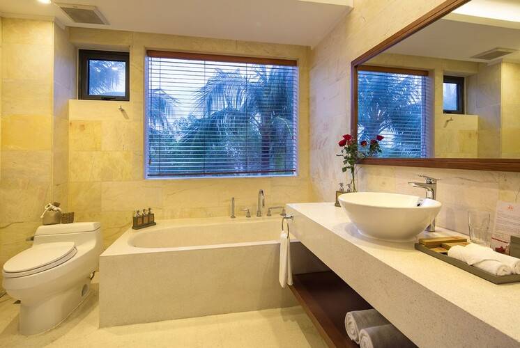 Cam Ranh Riviera Resort & Spa