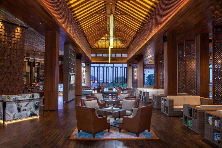 Movenpick Resort & Spa