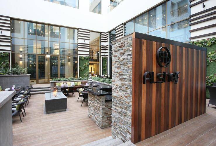 Metropolitan Hotel Dubai