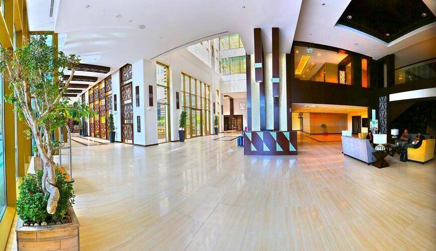 Metropolitan Hotel Dubai