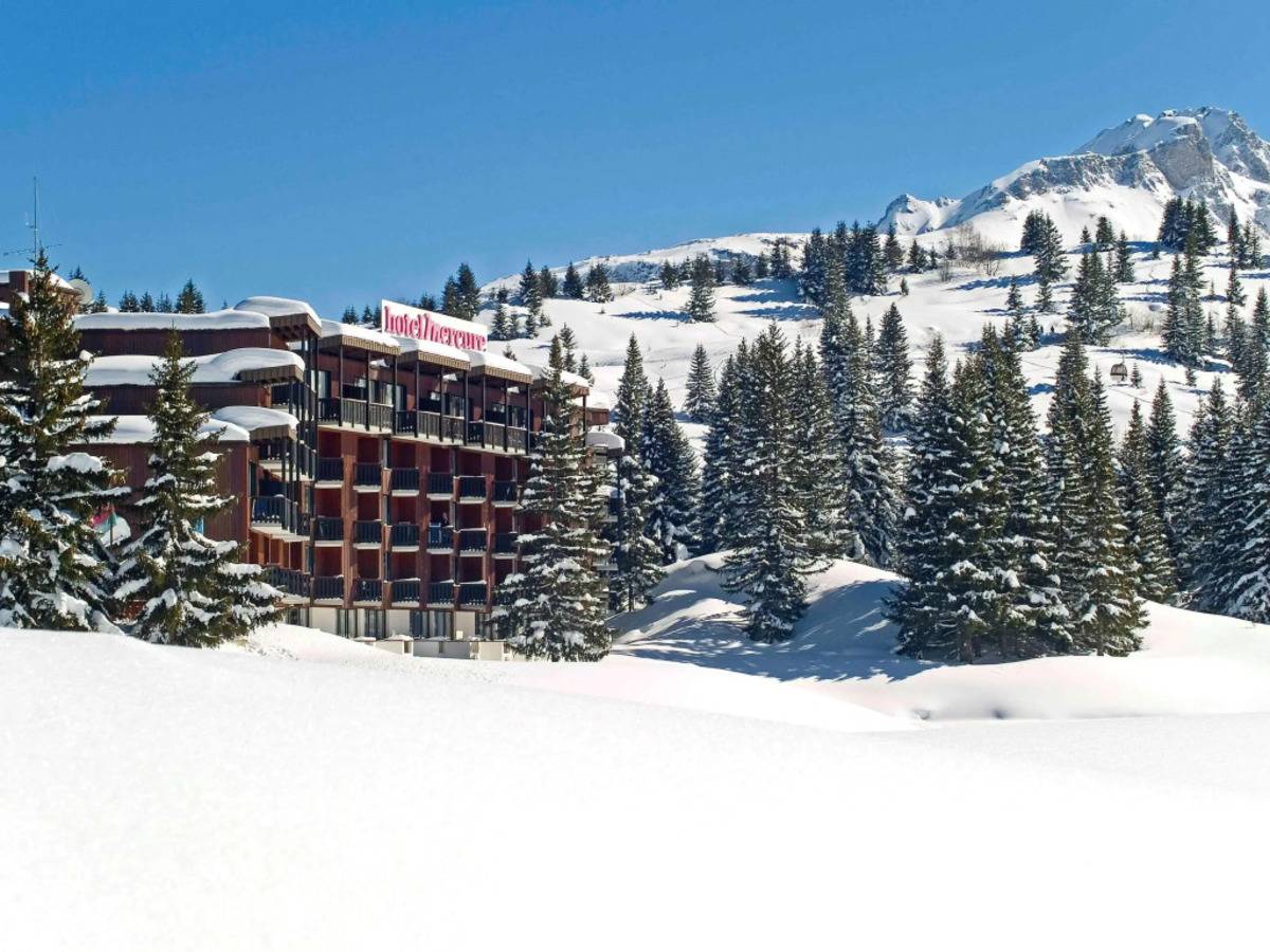 Отель Lake Hotel Courchevel 1850 (Ex. Mercure Courchevel) — Куршевель 1850, Франция