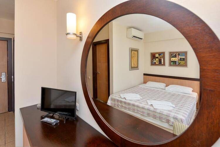 Bezay Hotel