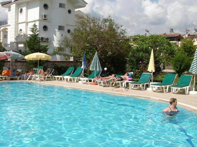 Bezay Hotel